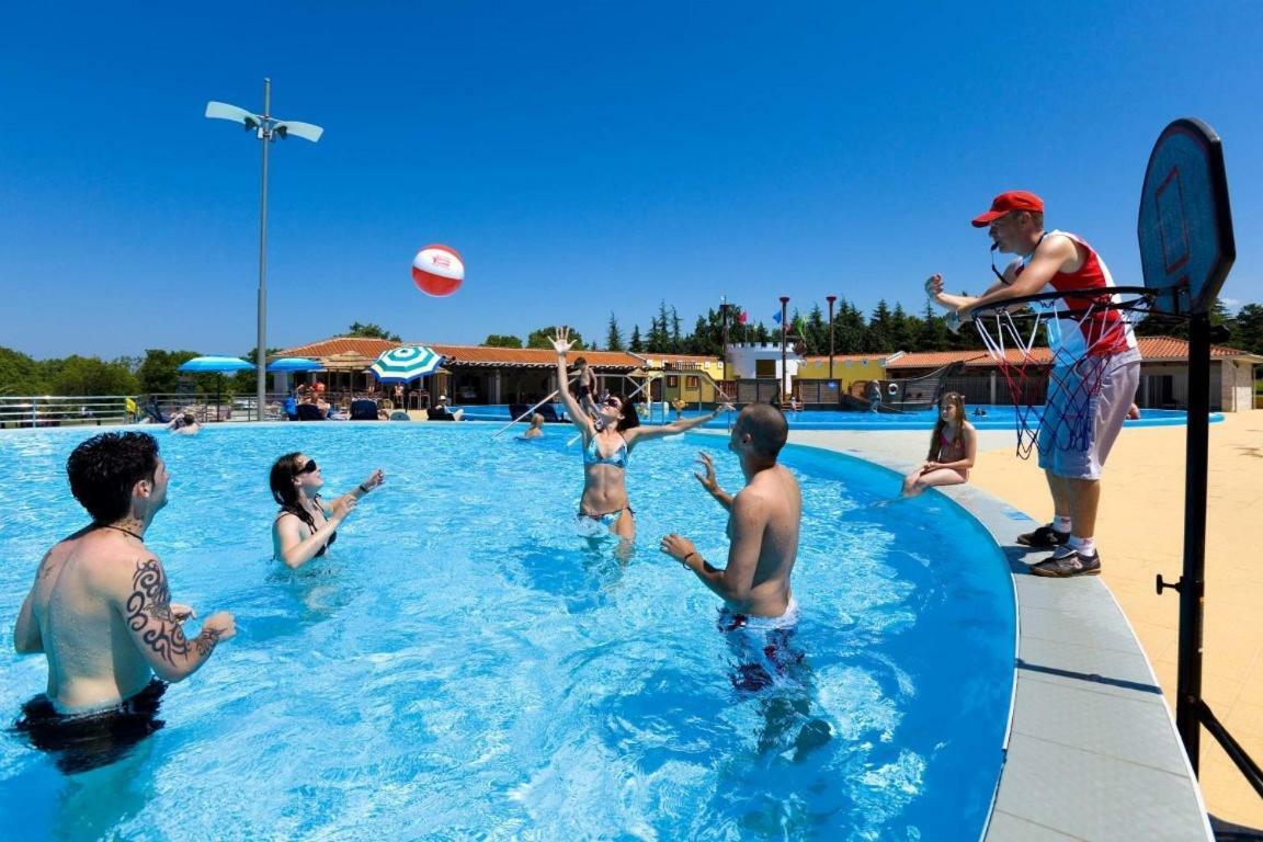 Panorama Mobile Homes In Camping Park Umag Dış mekan fotoğraf
